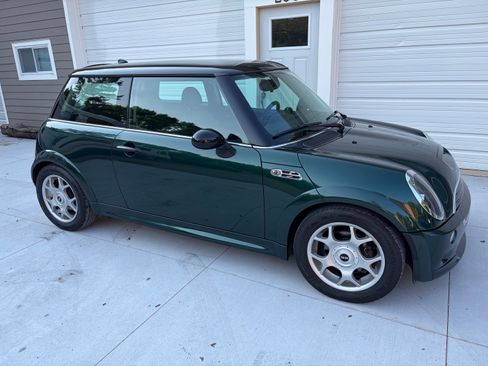 Used 2005 MINI Cooper S FWD image 9