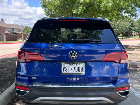 Used 2024 Volkswagen Taos SE FWD image 15