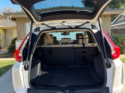 Used 2018 Honda CR-V Touring image 32