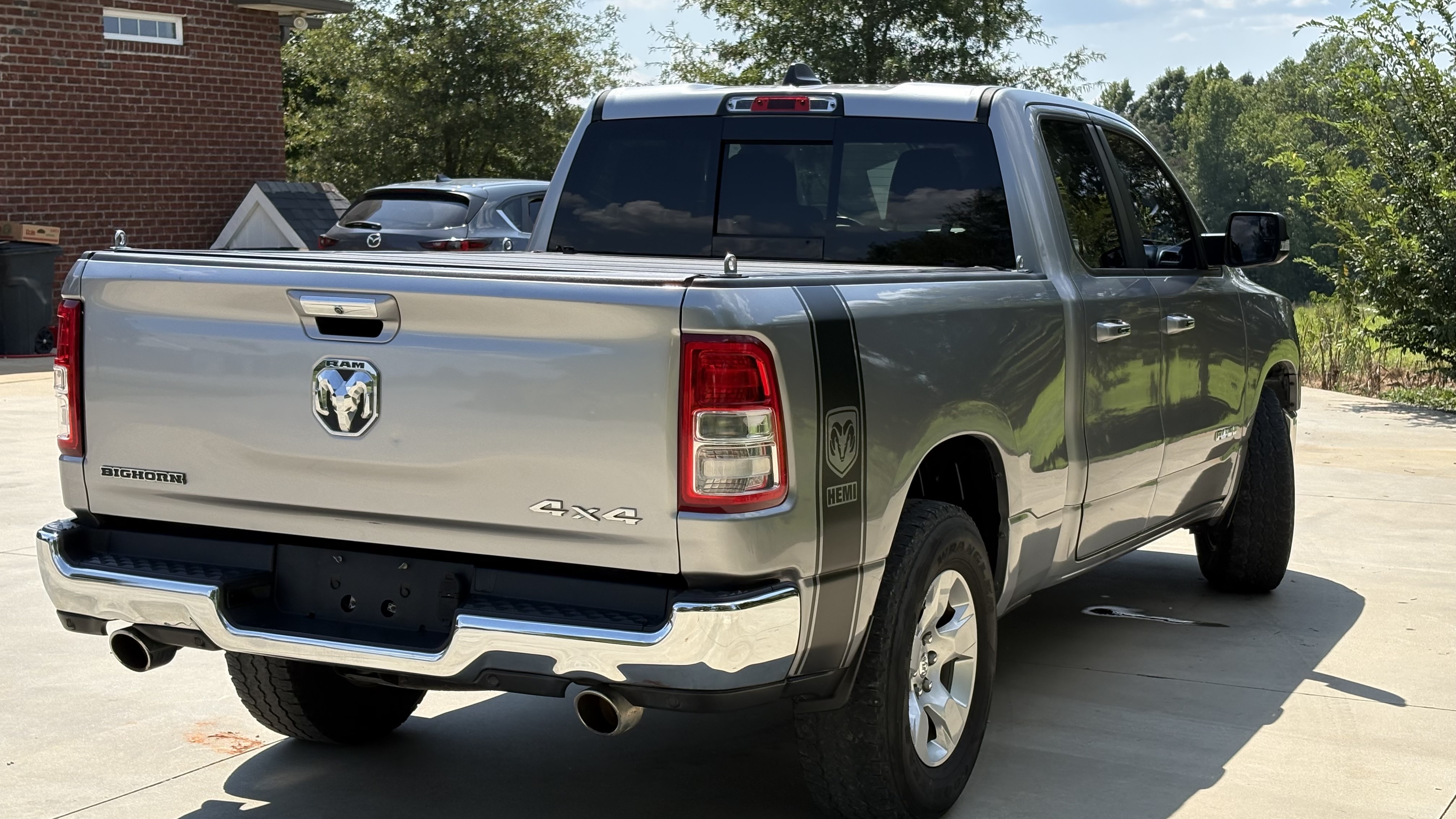 Used 2019 RAM 1500 Big Horn AWD/4WD image 5