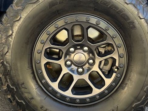 Used 2022 Jeep Wrangler Unlimited Rubicon w/ Xtreme Recon 35" Tire Package image 20