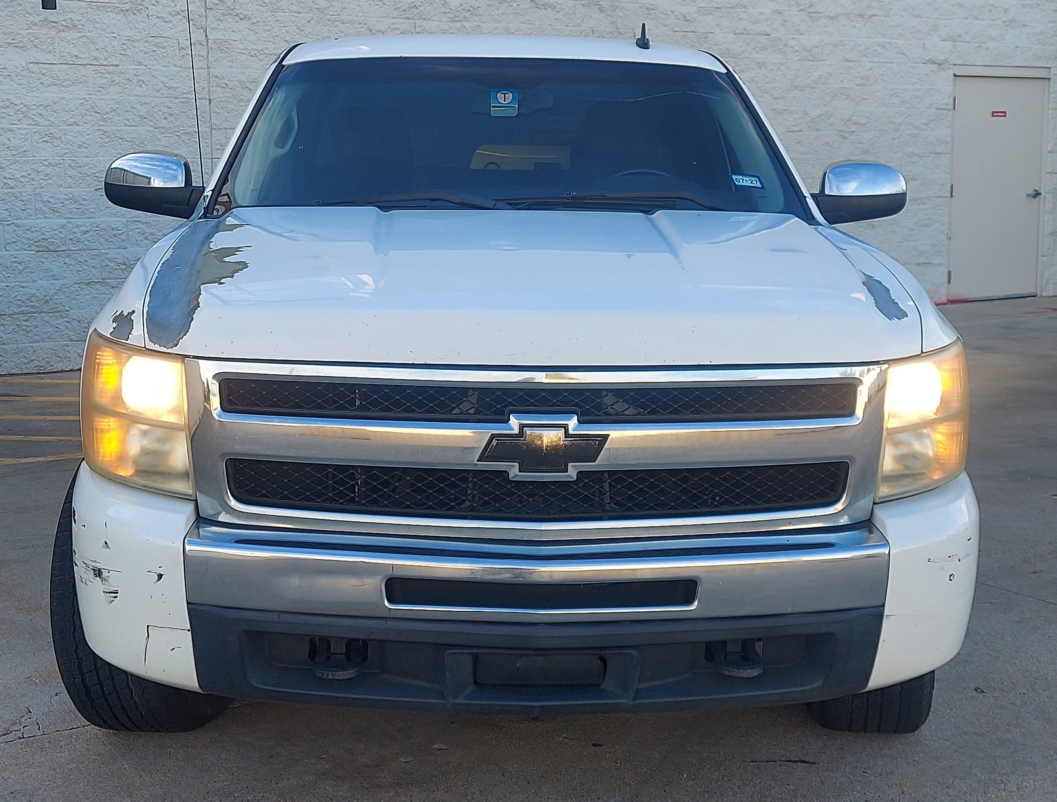 Used 2009 Chevrolet Silverado 1500 LT w/ Texas Edition RWD image 2