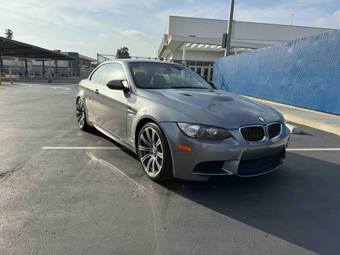 Used 2009 BMW M3 Convertible image 9