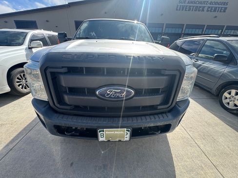 Used 2014 Ford F250 XL w/ Power Equipment Group image 5