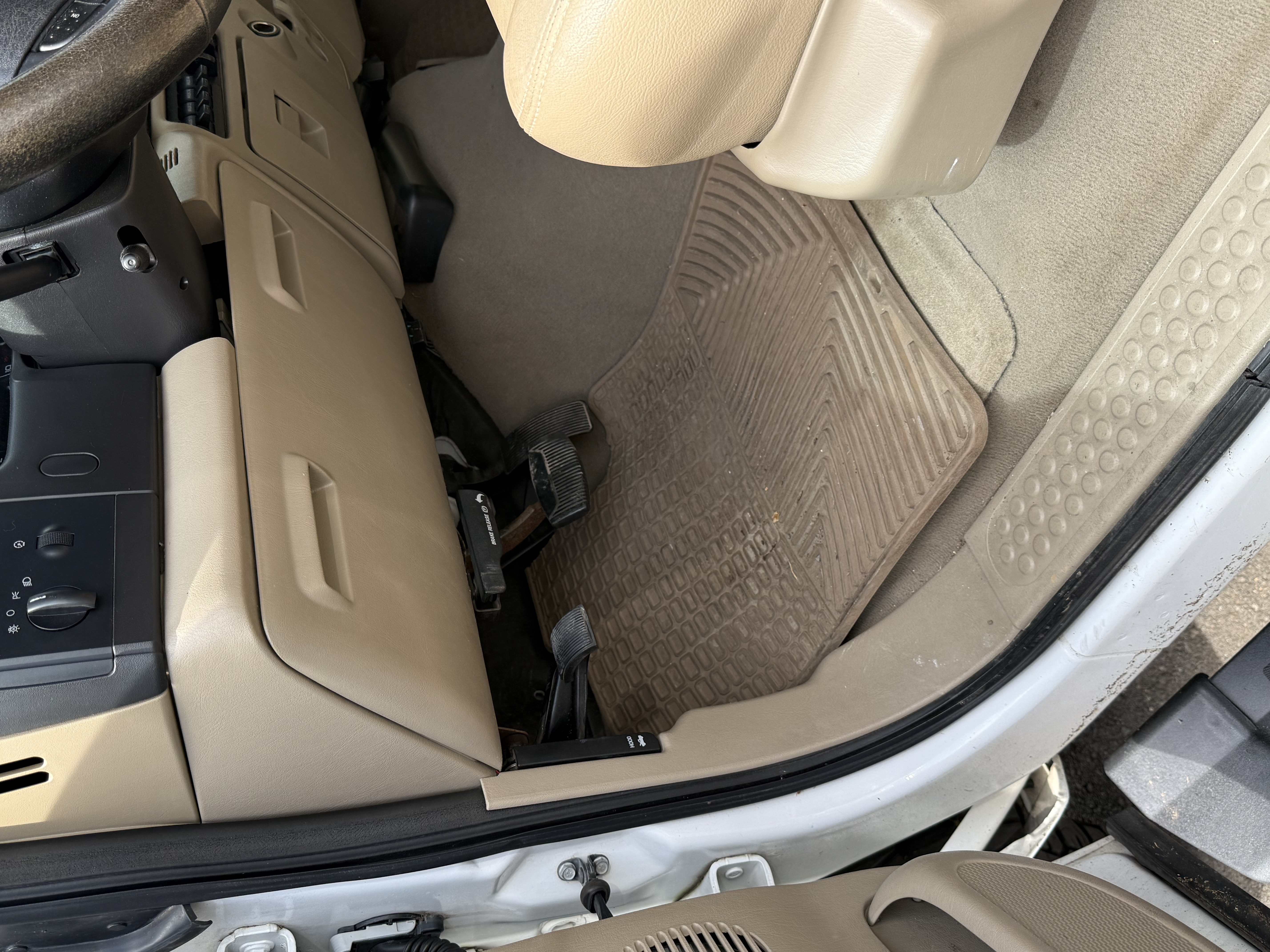 Used 2007 Ford F250 XLT AWD/4WD image 16