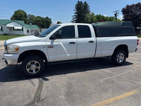 Used 2009 Dodge Ram 2500 Truck SLT w/ Trailer Tow Group AWD/4WD image 1