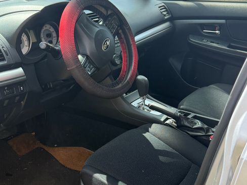 Used 2013 Subaru Impreza 2.0i Premium w/ All-Weather Pkg AWD/4WD image 6