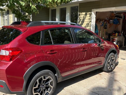 Used 2016 Subaru Crosstrek 2.0i Premium AWD/4WD image 5
