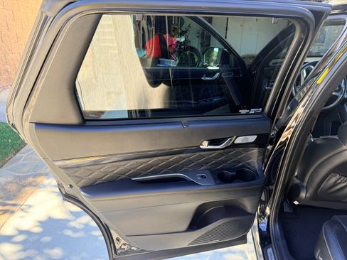 Used 2021 Hyundai Palisade Calligraphy image 16