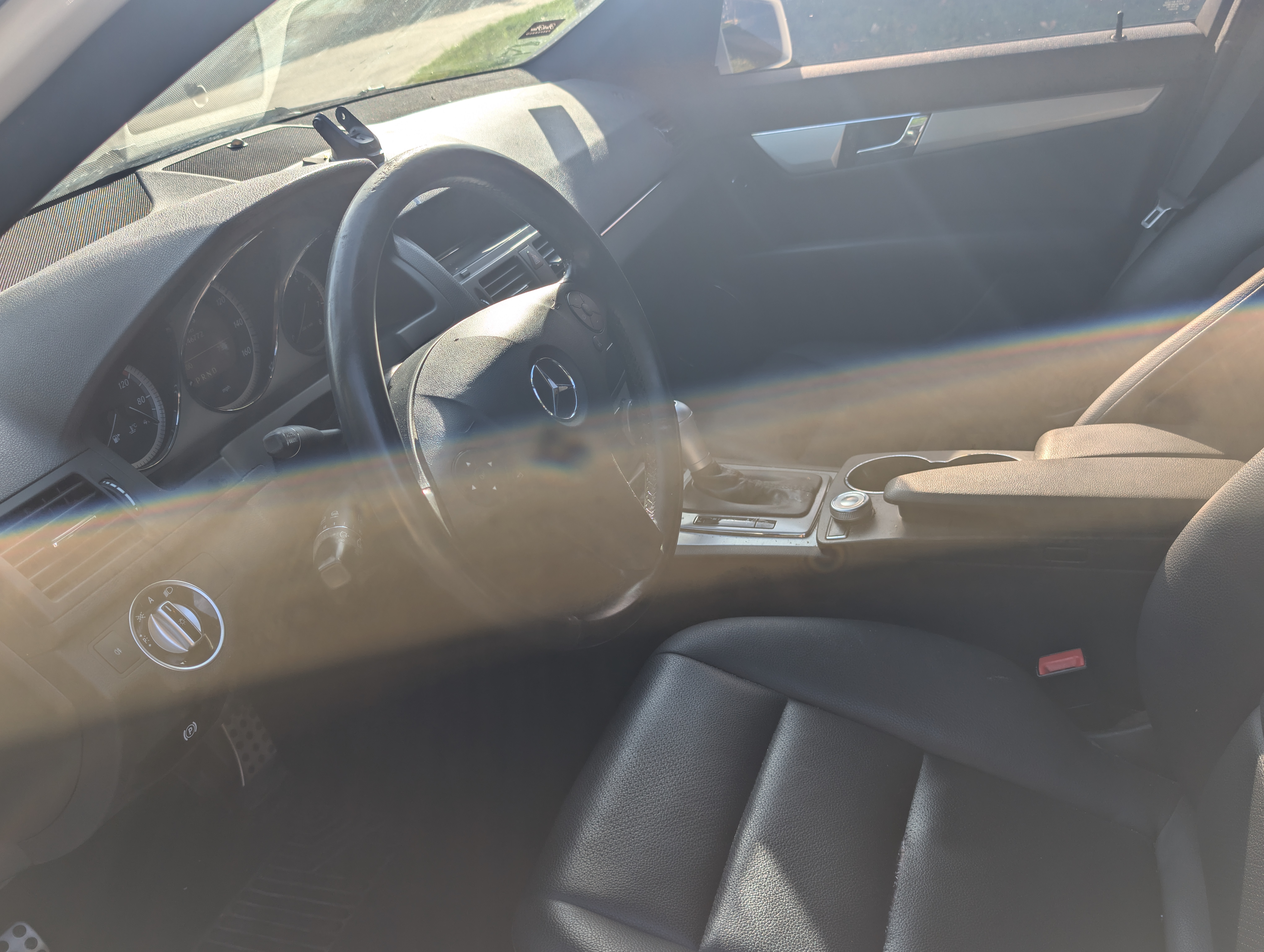 Used 2011 Mercedes-Benz C 300 Sedan image 11