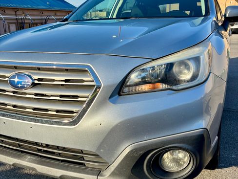 Used 2017 Subaru Outback 2.5i Premium image 15