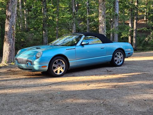 Used 2002 Ford Thunderbird RWD image 29