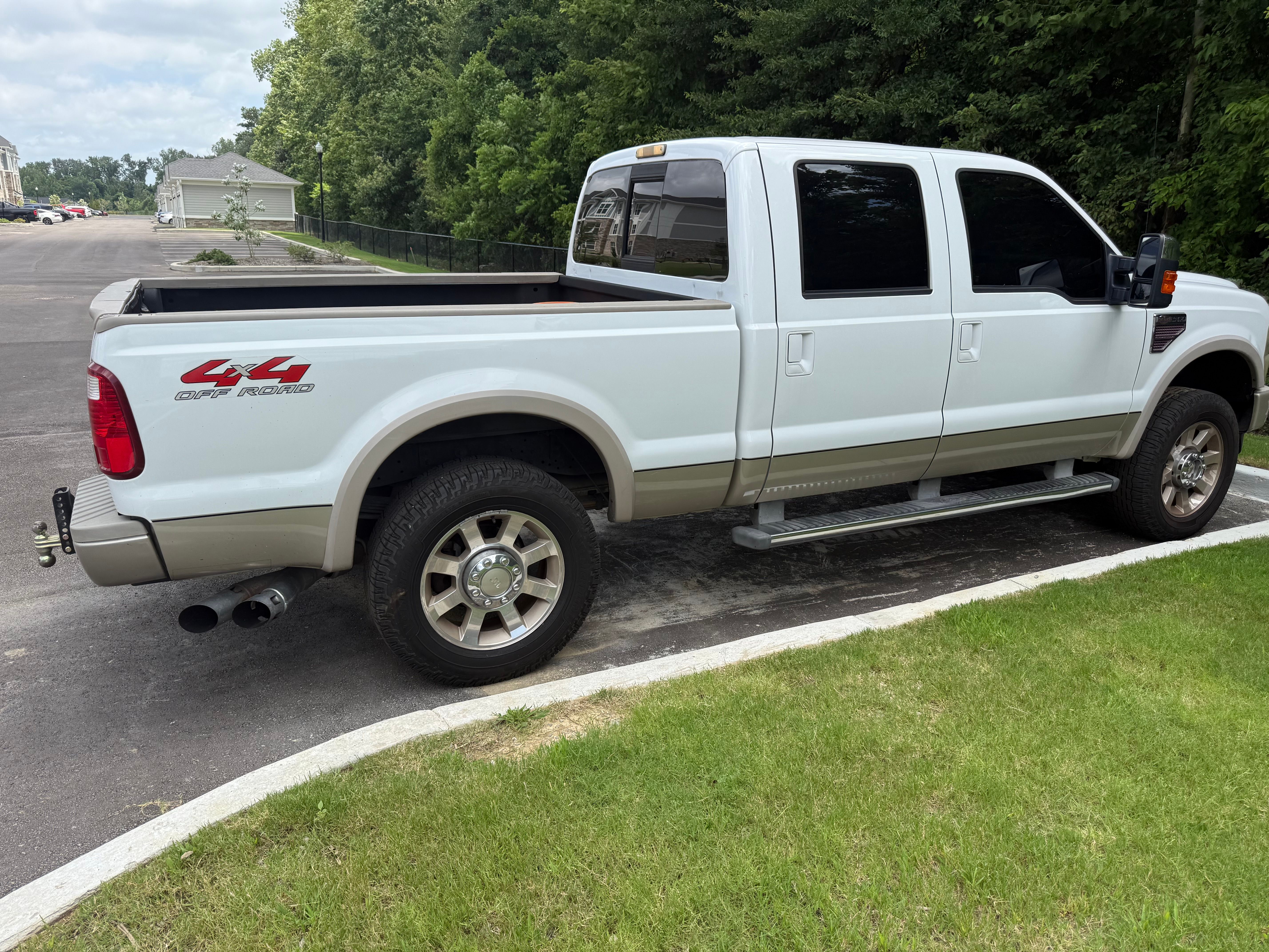 Used 2009 Ford F250 King Ranch AWD/4WD image 5