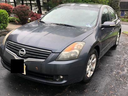 Used 2007 Nissan Altima 3.5 SL w/ Technology Pkg