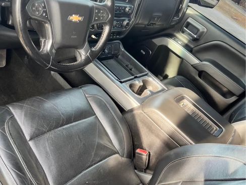 Used 2018 Chevrolet Silverado 1500 LTZ Z71 w/ Redline Edition image 6