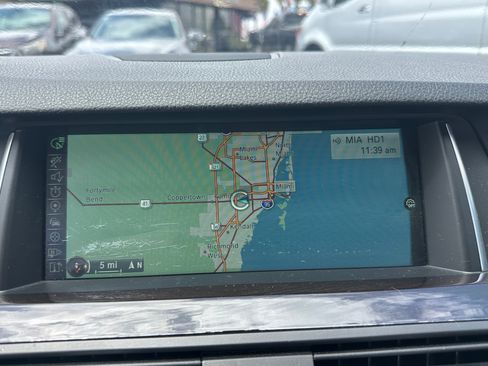 Used 2014 BMW 528i Sedan image 23