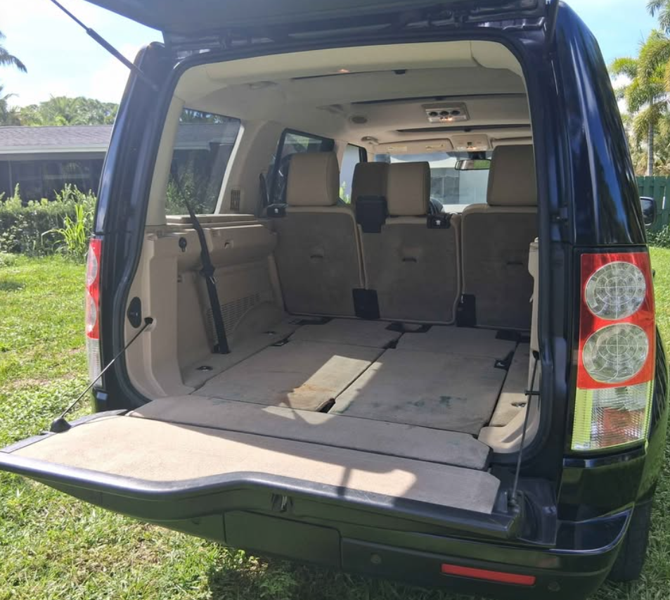 Used 2011 Land Rover LR4 HSE AWD/4WD image 8