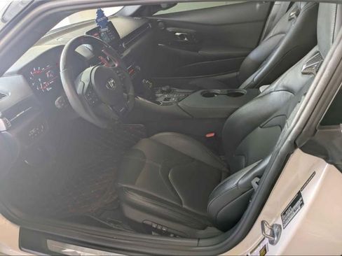 Used 2020 Toyota Supra Premium image 11