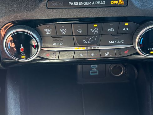 Used 2022 Ford Escape SEL AWD/4WD image 23