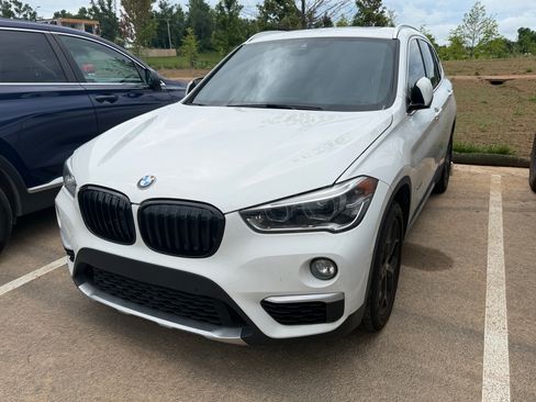 Used 2016 BMW X1 xDrive28i AWD/4WD image 2