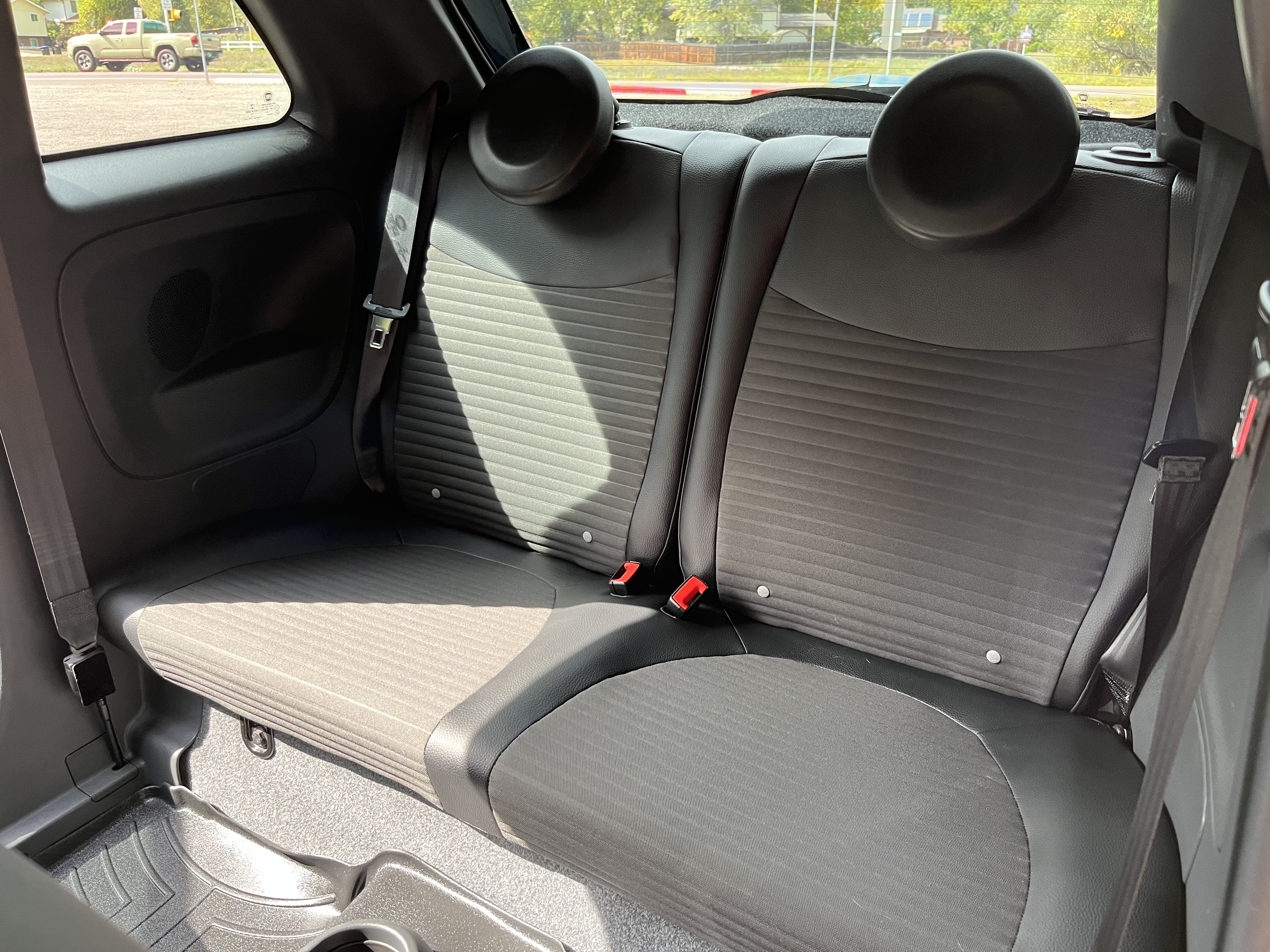 Used 2015 FIAT 500 Sport FWD image 22