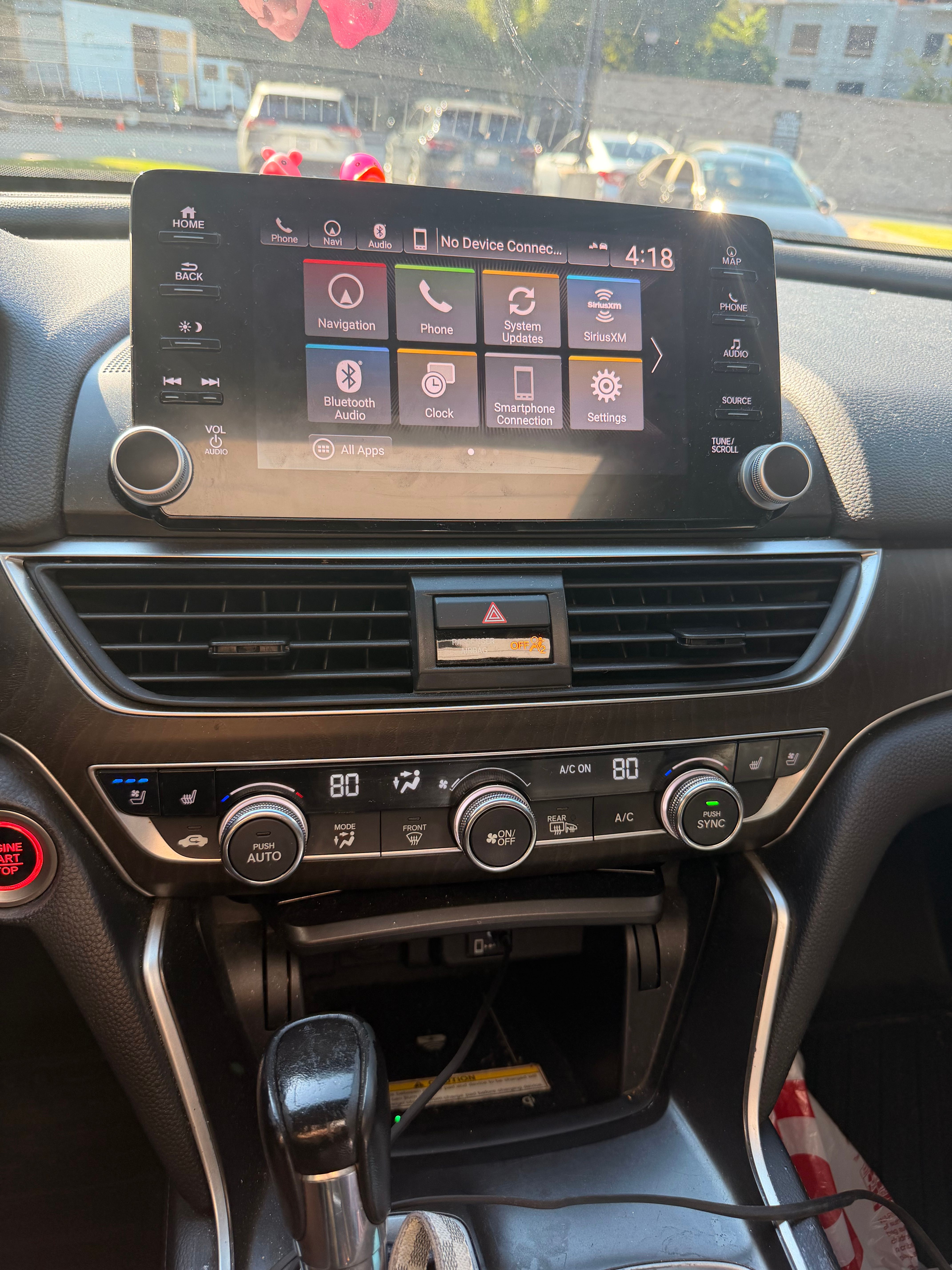 Used 2018 Honda Accord Touring image 12