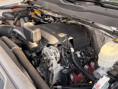 Used 2015 Chevrolet Silverado 3500 W/T w/ WT Convenience Package image 9