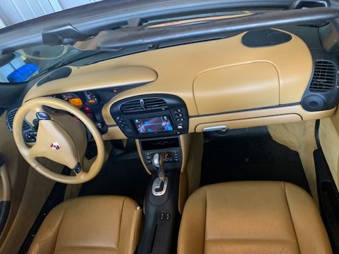 Used 2003 Porsche Boxster Cabriolet 2D image 10