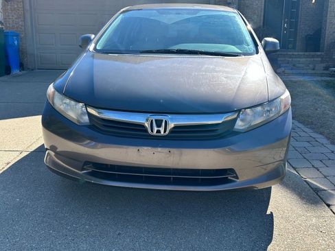 Used 2012 Honda Civic LX image 4