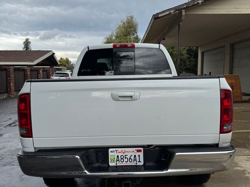 Used 2005 Dodge Ram 2500 Truck SLT w/ Quad Cab Big Horn Value Group image 5
