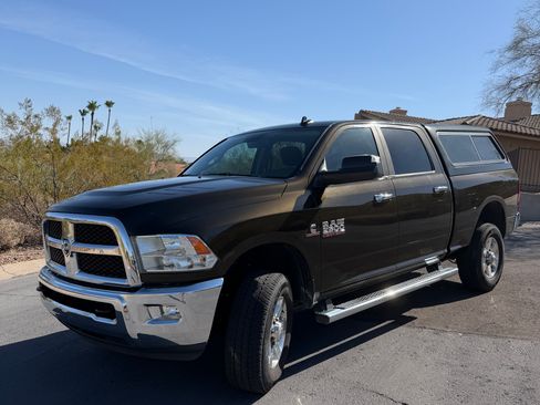 Used 2014 RAM 2500 SLT w/ Luxury Group AWD/4WD image 1