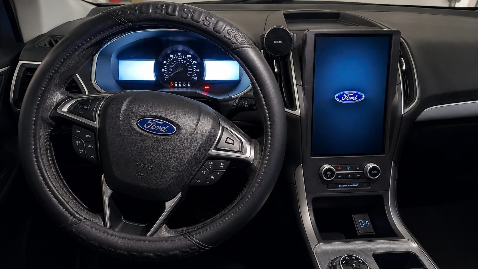 Used 2021 Ford Edge SEL AWD/4WD image 5