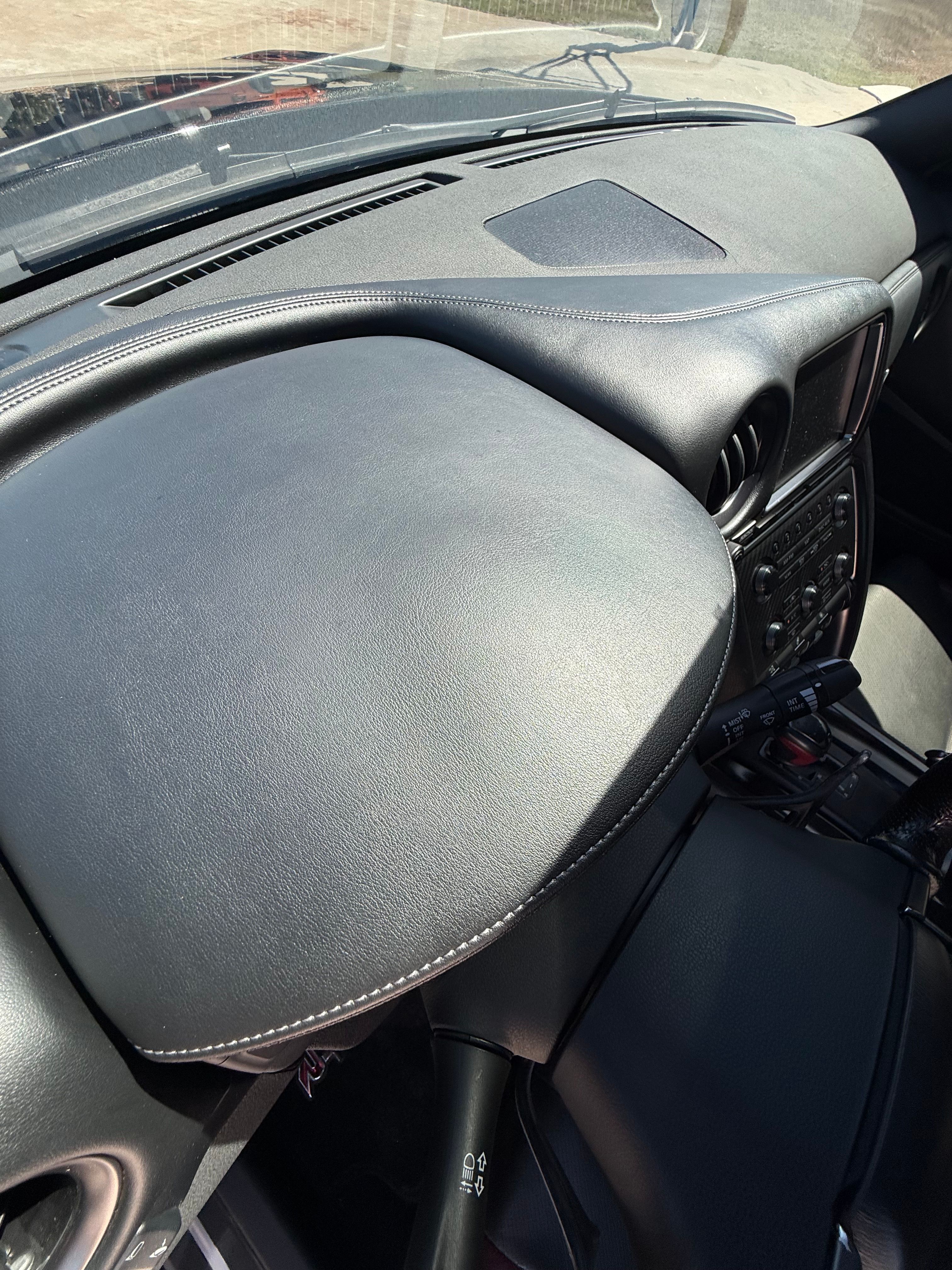 Used 2012 Nissan GT-R Black Edition AWD/4WD image 25