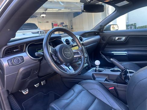 Used 2019 Ford Mustang Bullitt image 9