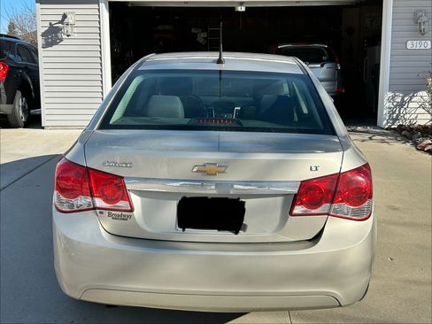 Used 2013 Chevrolet Cruze LT image 8