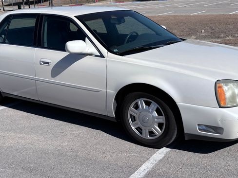 Used 2003 Cadillac De Ville Sedan image 4