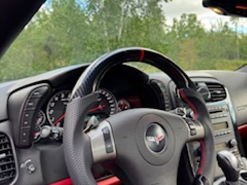 Used 2010 Chevrolet Corvette Coupe w/ Preferred Equipment Group image 5