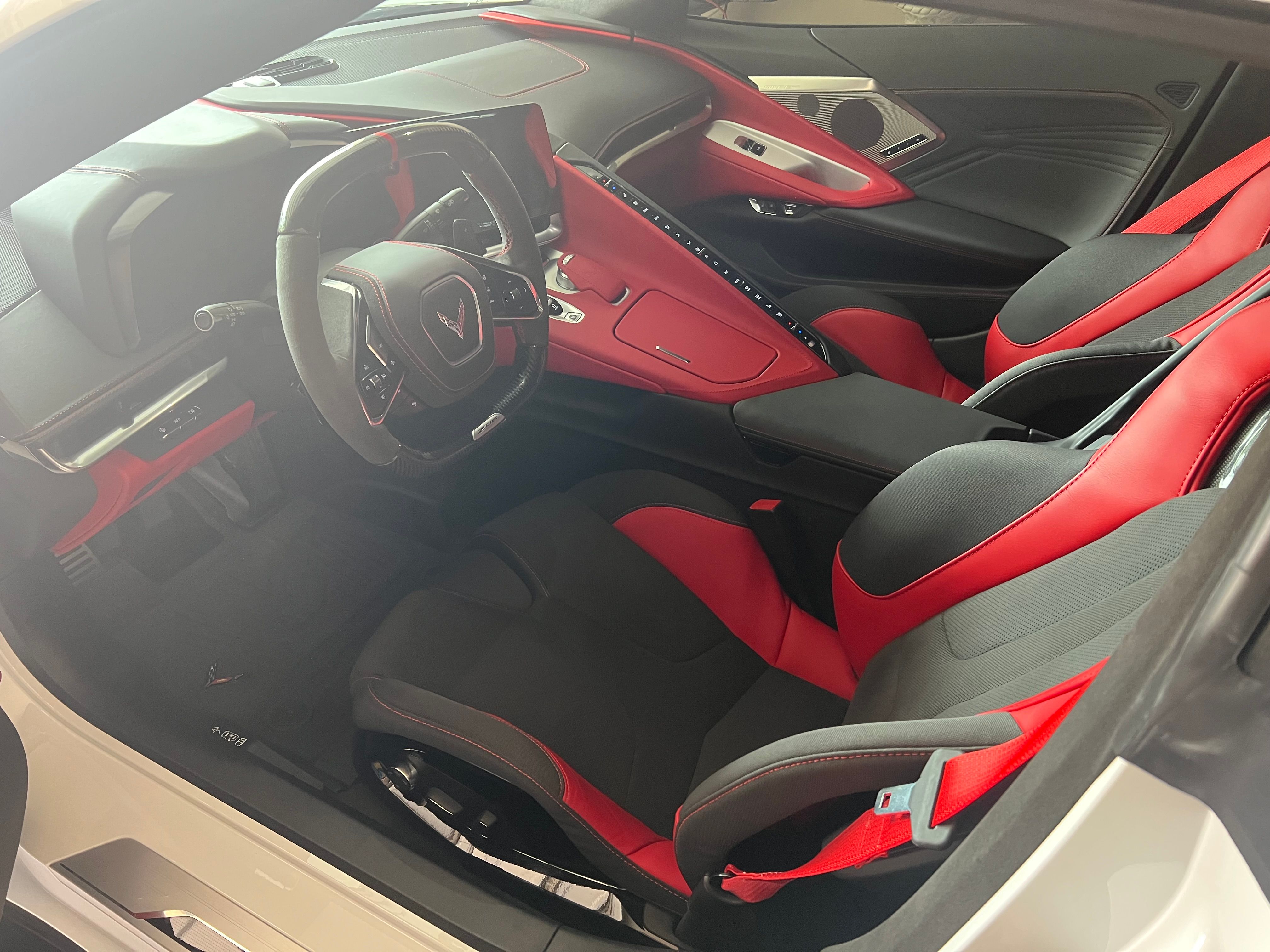 Used 2025 Chevrolet Corvette Z06 w/ Z07 Performance Package RWD image 6