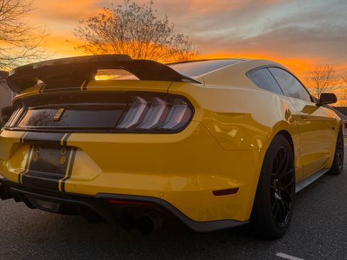 Used 2018 Ford Mustang GT image 5