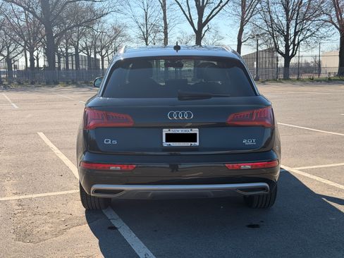 Used 2018 Audi Q5 2.0T Premium Plus image 5
