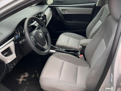 Used 2014 Toyota Corolla LE FWD image 8