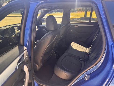 Used 2017 BMW X1 sDrive28i image 8