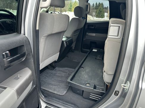 Used 2012 Toyota Tundra 4x4 Double Cab w/ TRD Off-Road Pkg image 12