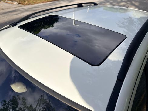 Used 2005 Mercedes-Benz C 240 Wagon w/ Sunroof Pkg image 13