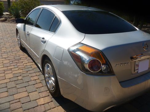 Used 2011 Nissan Altima 2.5 S image 4