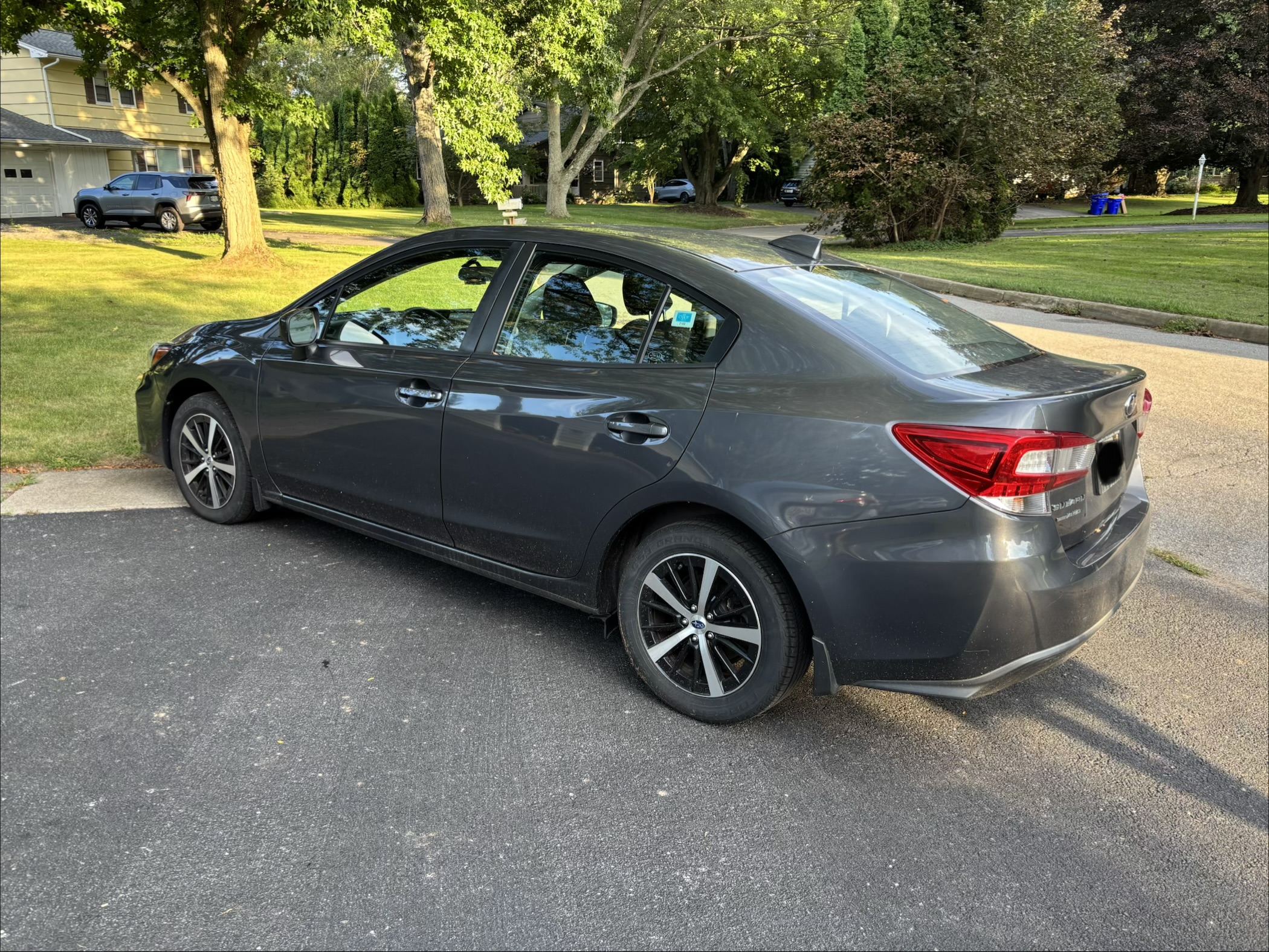 Used 2019 Subaru Impreza 2.0i Premium AWD/4WD image 2
