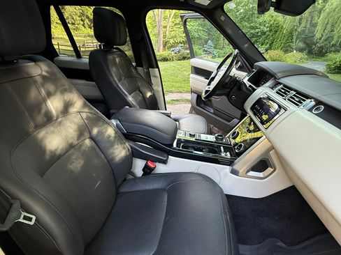 Used 2019 Land Rover Range Rover Supercharged AWD/4WD image 14