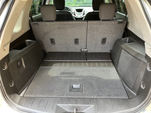 Used 2013 GMC Terrain SLE image 20