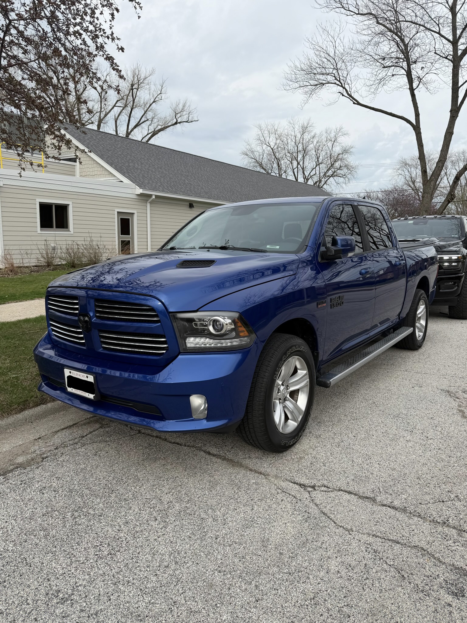 Used 2015 RAM 1500 Sport w/ Convenience Group AWD/4WD image 1
