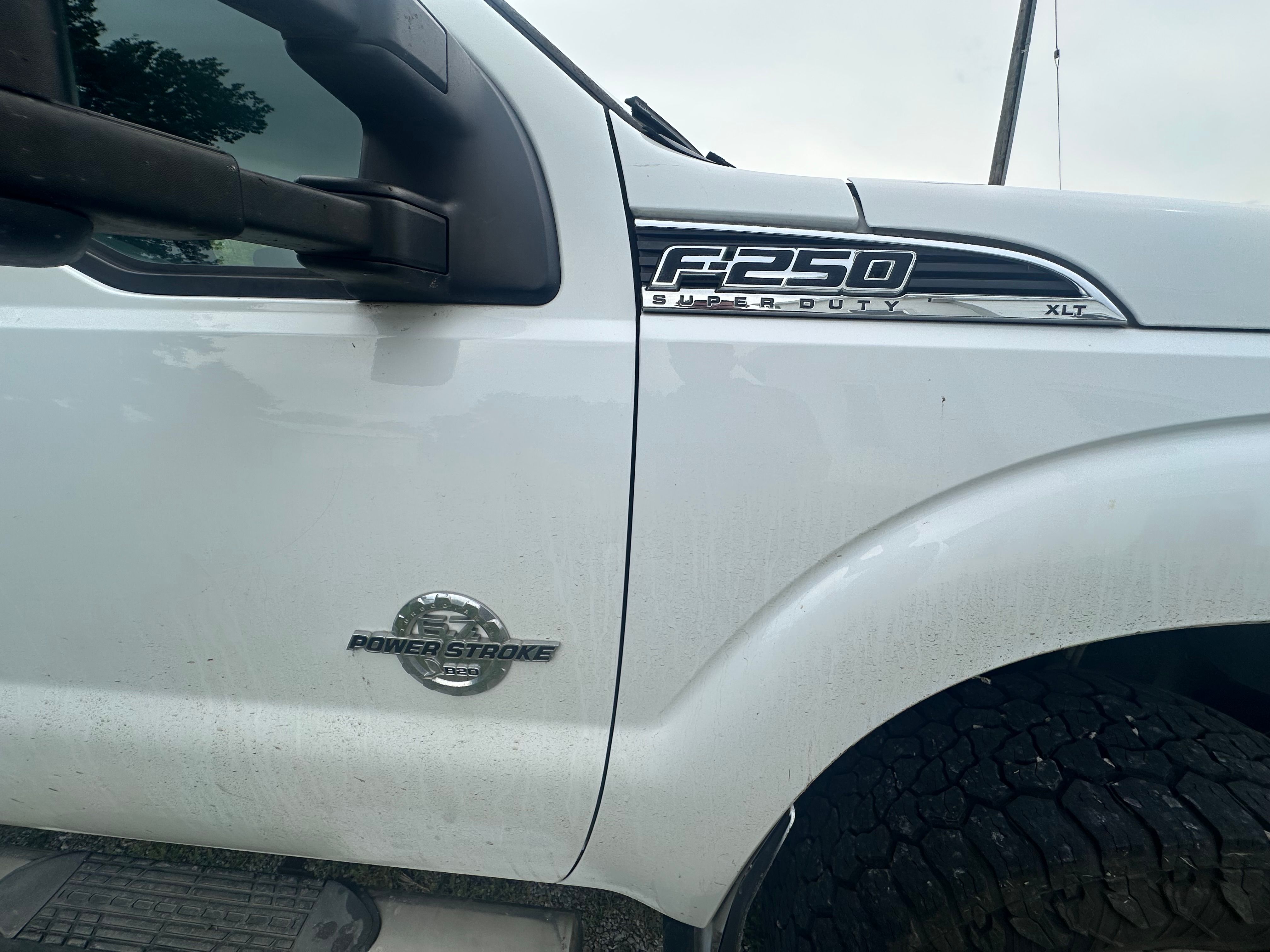 Used 2011 Ford F250 XLT w/ XLT Interior Pkg AWD/4WD image 5